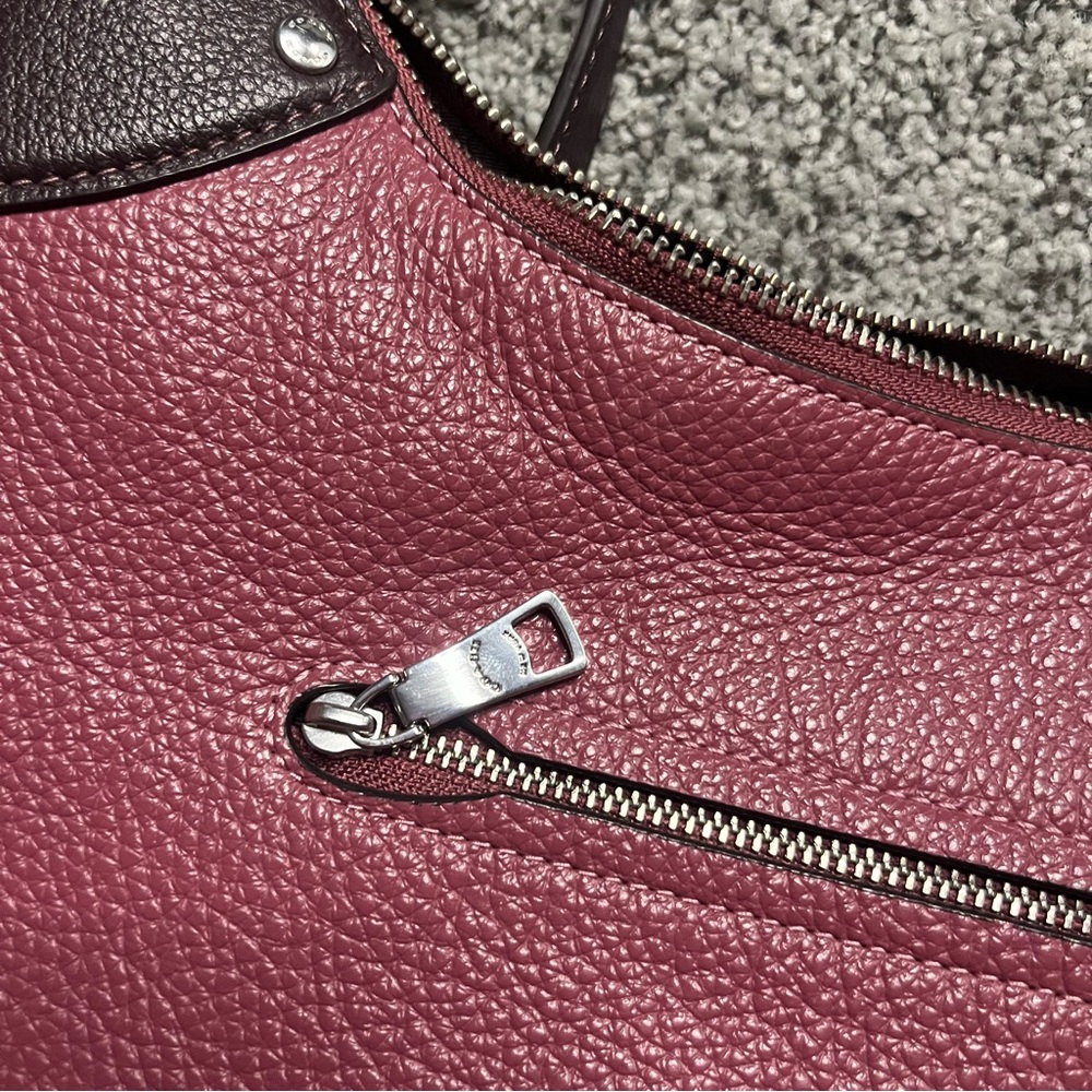 Authentic Coach Pebble Leather Mara hobo bag - Picture 6 of 16